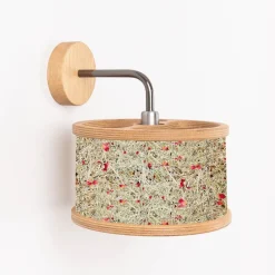 Almut von Wildheim Bæredygtige Lamper > ALMUT 2610 væglampe Ø 25cm, hø/røde rosenblomster