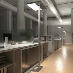 Arcchio Gulvlamper > LED-gulvlampe til kontor Aila, sølv, dagslyssensor