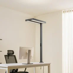 Arcchio Arbejdsrum/Kontor|Bordlamper > LED-klemmelampe Logan sort, dæmpbar, sensor