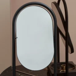 Møbel Og Interiør ^ AYTM Angui bordspejl, sort, højde 35 cm, glas, marmor
