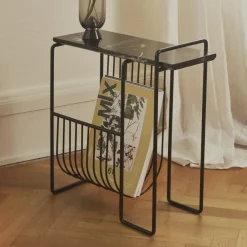 Møbel Og Interiør ^ AYTM Magasinholder Sino, sidebord, sort