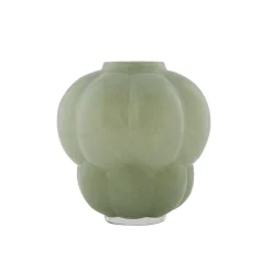 AYTM Møbel Og Interiør > Uva-vase, glas, grøn, Ø 26 cm, højde 28 cm, mundblæst