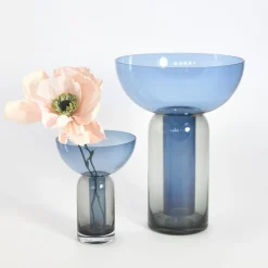 Møbel Og Interiør ^ AYTM Vase Torus, blå, Ø 25 cm, højde 33 cm, glas