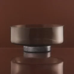 AYTM Møbel Og Interiør > Volvi skål, røgfarvet grå, Ø 25 cm, glas, base, marmor