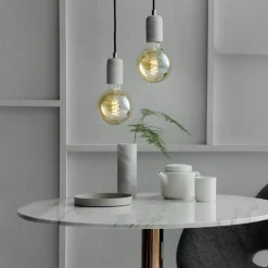 Dæmpbar Led-Pære|Filament Pære ^ Calex E27 G125 3,8 W LED-filament flex guld 821dim