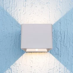 Näve Gang|Væglamper > Cube LED-væglampe, batteri, magnetisk, hvid