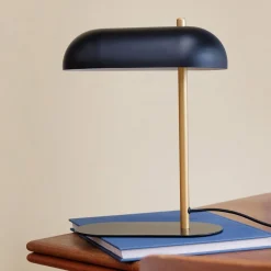 Dyberg Larsen Arbejdsrum/Kontor|Bordlamper > Arch bordlampe, sort/messingfarvet, metal
