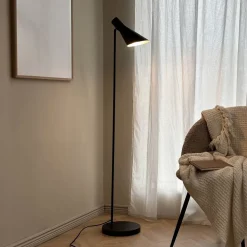 Dyberg Larsen Pendellamper|Gulvlamper > gulvlampe DL12, sort, højde 139 cm, metal
