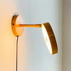 Dyberg Larsen Væglamper > LED-væglampe Starlight, gul, Ø 14 cm dæmpbar
