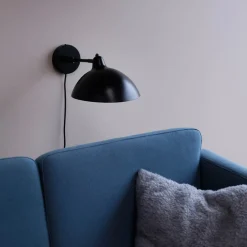 Arbejdsrum/Kontor|Væglamper ^ Dyberg Larsen væglampe Futura, sort, bredde 25,6 cm