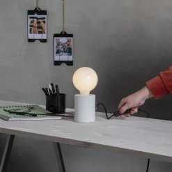 Dæmpbar Led-Pære ^ STAR TRADING E27 G95 LED-globepære 7,5 W 3-trins-dæmpning opal