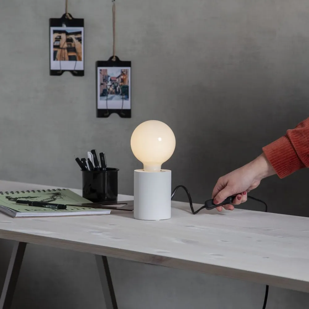 Dæmpbar Led-Pære ^ STAR TRADING E27 G95 LED-globepære 7,5 W 3-trins-dæmpning opal