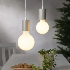 Dæmpbar Led-Pære ^ STAR TRADING E27 G95 LED-globepære 7,5 W 3-trins-dæmpning opal
