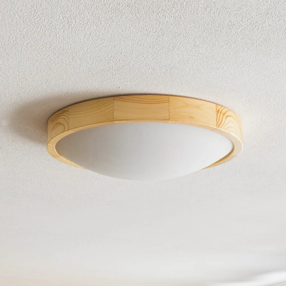 Loftlamper ^ Envostar Zeus loftlampe i træ, fyr, Ø 37 cm