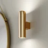 Væglamper|Væglamper ^ Euluna væglampe Marion, messing Højde 18 cm Stål op/ned