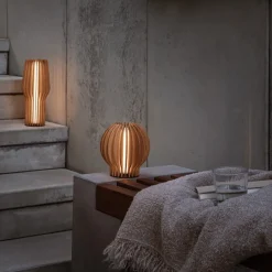 Eva Solo Terrassebelysning|Bordlamper > LED-bordlampe Radiant, lyst træ, Ø 14 cm, USB