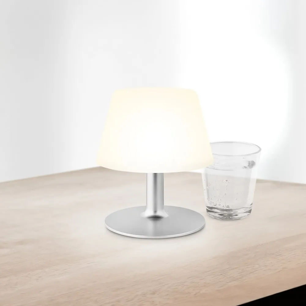 Solcellelamper ^ Eva Solo SunLight LED-bordlampe 16 cm opal