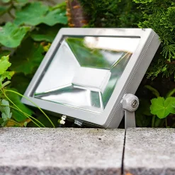 Udendørs Spot ^ EVN LFA udendørs spotlampe sølvstik 3.000K 50W