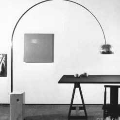 Gulvlamper ^ FLOS Arco bue-gulvlampe, krom, højde 240 cm, E27