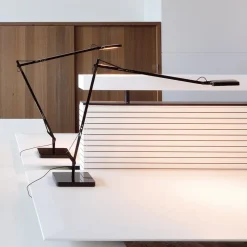 FLOS Arbejdsrum/Kontor|Bordlamper > Kelvin LED-bordlampe i sort