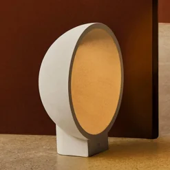 Sokkellamper ^ FARO BARCELONA Gaia LED-sokkellampe, grå, beton, højde 38,8 cm