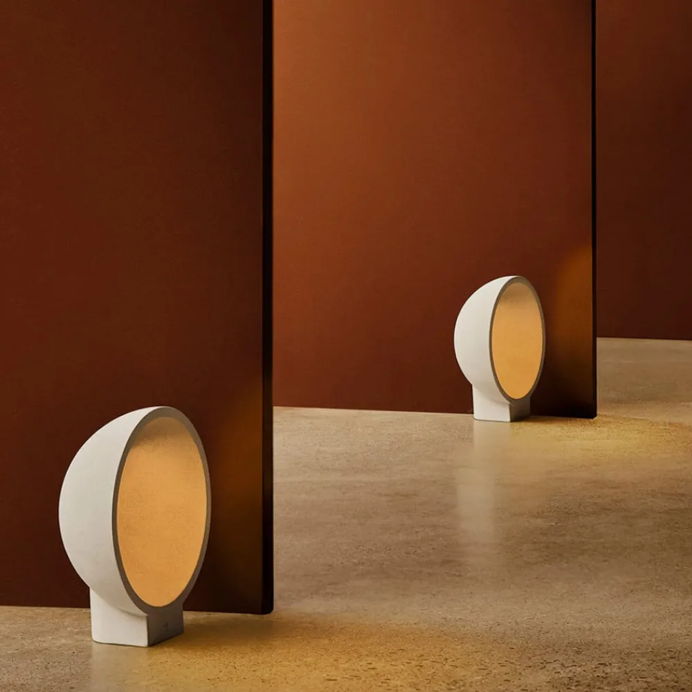 Sokkellamper ^ FARO BARCELONA Gaia LED-sokkellampe, grå, beton, højde 38,8 cm