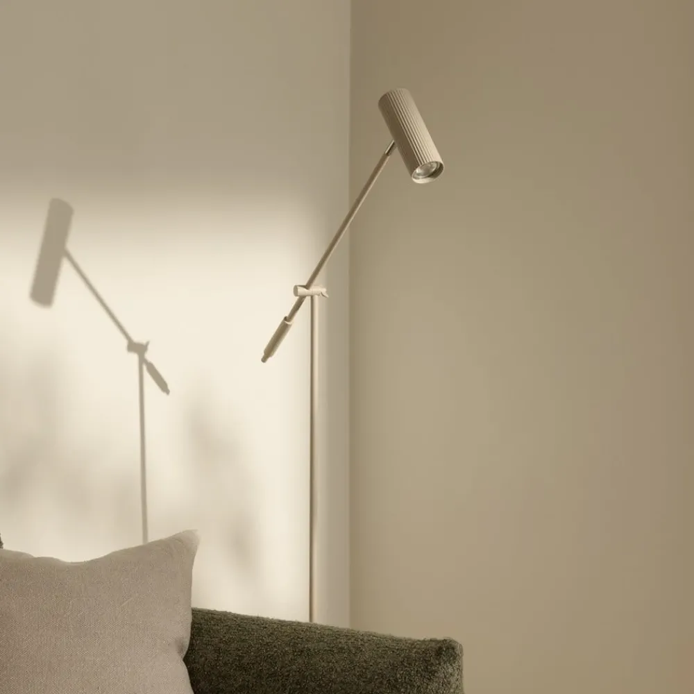 Gulvlamper ^ Globen Lighting Gulvlampe Hubble READ, beige, metal
