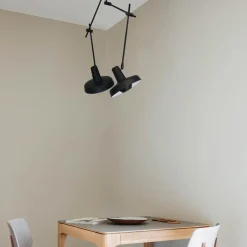 GRUPA Arbejdsrum/Kontor > Arigato loftslampe 2-lys 70 cm sort