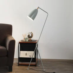 GUBI Gulvlamper > Gräshoppa trefods gulvlampe, blågrå
