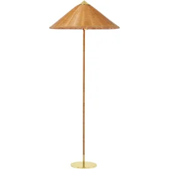 GUBI Gulvlamper|Gulvlamper > 9602 gulvlampe, messing, med rattanskærm