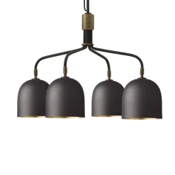 Lysekroner ^ GUBI Lysekrone Howard 4-lys Ø 66 cm gunmetal