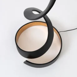 Gulvlamper ^ Holländer Gulvlampe Vortice, sort/guld, højde 157 cm, jern