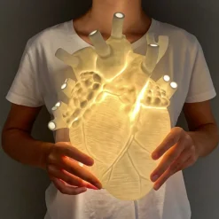 Væglamper|Væglamper ^ SELETTI Heart Lamp LED-væglampe af porcelæn, hvid