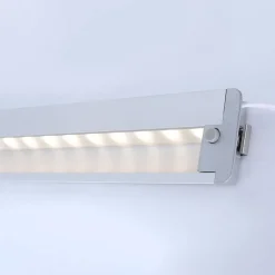 Underskabsbelysning ^ Paul Neuhaus Helena LED-underskabsbelysning 59,5 x 4 cm 3.000 K