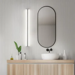 Væg- Og Spejllamper ^ Helestra LED-spejllampe LOOM, længde 90 cm, krom, IP44