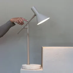 IT´S ABOUT ROMI Arbejdsrum/Kontor > IT'S ABOUT ROMI bordlampe Izmir, sandfarvet, højde 59 cm