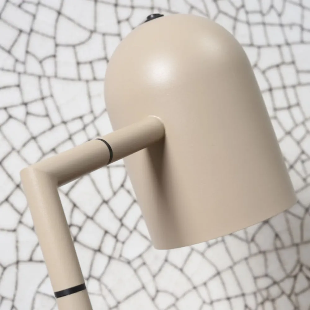 Gulvlamper ^ IT´S ABOUT ROMI IT'S ABOUT ROMI Marseille gulvlampe, sandfarve