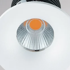Molto Luce Indbygningsspots > Ivy Round LED-indbygningsspot 7W 3.000K 40° hvid