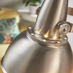 Lindby Loftlamper > Julin attraktiv vægspot i vintage look