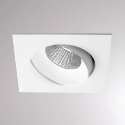Molto Luce Indbygningsspots > Kalio LED indbygningslampe, kantet, 2700K 24° hvid