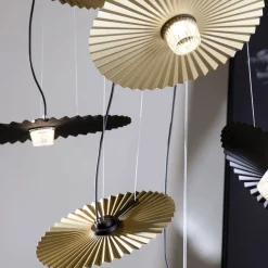 Karman Udendørs Pendellamper > Gonzaga LED-hængelampe, Ø 59 cm, messing