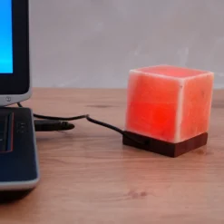 Wagner Life Dekorationsbelysning|Bordlamper > Kubus bordlampe med USB-tilslutning