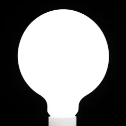 ORION Dæmpbar Led-Pære|Led Pærer > LED-globepære E27 9W G125 2.700 K opal, kan dæmpes