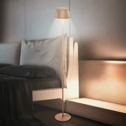 Briloner Gulvlamper > LED-gulvlampe Loca, brun, højde 123 cm, plast/metal