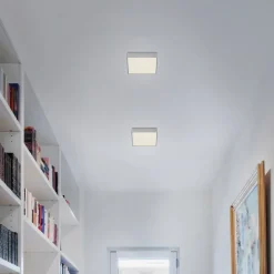 Briloner Loftlamper > LED-loftslampe Flame Star, 15,7 x 15,7 cm sølv