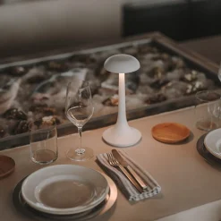 LEDS-C4 Dekorationsbelysning|Terrassebelysning > LED-bordlampe Portobello, hvid, dæmper, ABS