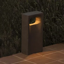 FARO BARCELONA Sokkellamper > LED-sokkellampe Glint, 3000K, 40 cm, grå, beton, IP55