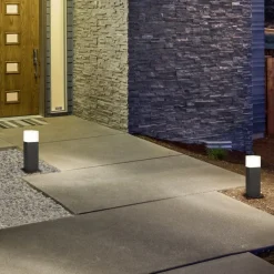 Trio Lighting Sokkellamper > LED-sokkellampe HUDSON, antracit, højde 30 cm, metal IP44