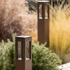 Solcelle Lampe Med Sensor|Sokkellamper Med Sensor ^ Les Jardins LED-solcellelampe på piedestal Tradition Sensor Corten 40 cm