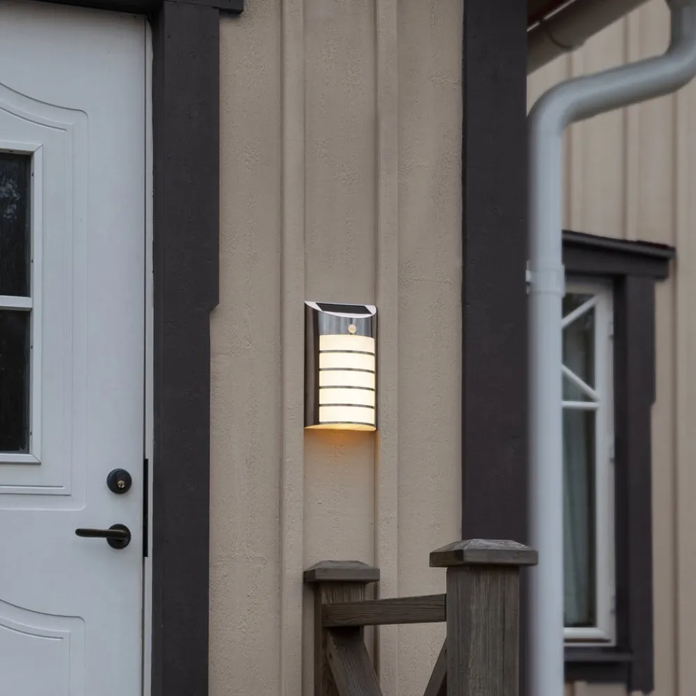 STAR TRADING Solcelle Lampe Med Sensor|Væglampe Med Sensor > LED-solcellelampe Wally med bevægelsessensor